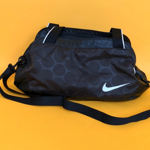 Nike Handbags - Nike Unisex crossbody bag handbag casual sport gym